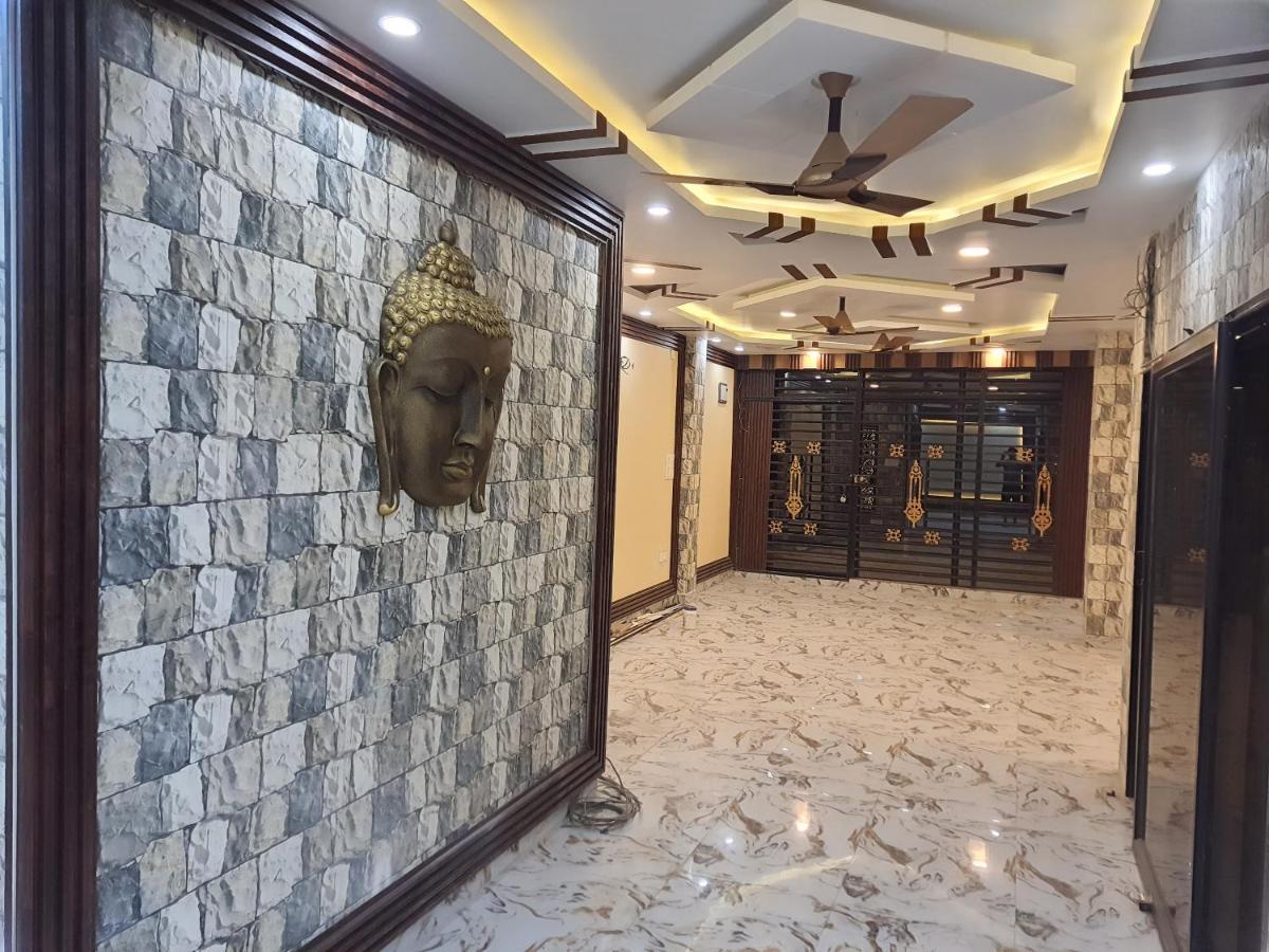 Divine Hotel & Banquet Hall ボーパール エクステリア 写真
