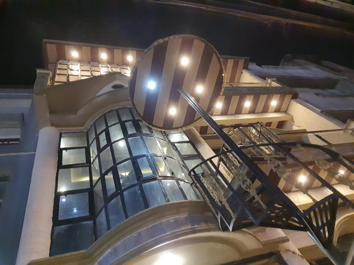 Divine Hotel & Banquet Hall ボーパール エクステリア 写真